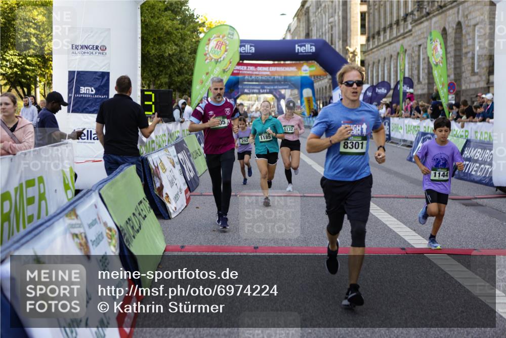 01.09.2024 - BARMER Alsterlauf Kathrin Stürmer Photography http://msf.ph/oto/6974224 01.09.2024 11:34:48 Ziel 292, 1105, 1132, 1144, 1179, 1185, 1195, 1203, 8259, 8301 meine-sportfotos.de