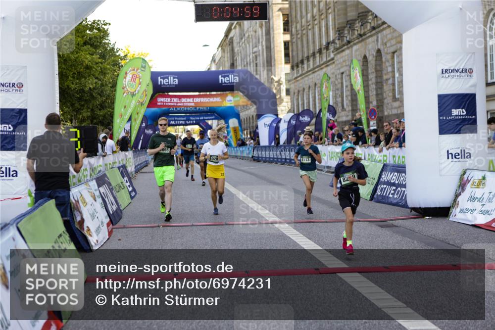 01.09.2024 - BARMER Alsterlauf Kathrin Stürmer Photography http://msf.ph/oto/6974231 01.09.2024 11:34:58 Ziel 1002, 1028, 1055, 1092, 1102, 1157, 8113, 8259, 8349 meine-sportfotos.de