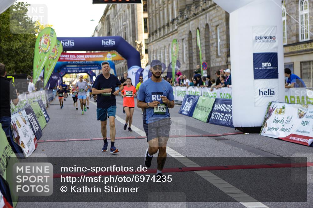 01.09.2024 - BARMER Alsterlauf Kathrin Stürmer Photography http://msf.ph/oto/6974235 01.09.2024 11:35:03 Ziel 1002, 1028, 1055, 1077, 1092, 1102, 1157, 1161, 1162, 1172, 1175, 1196, 8113, 8259, 8349, 8354 meine-sportfotos.de