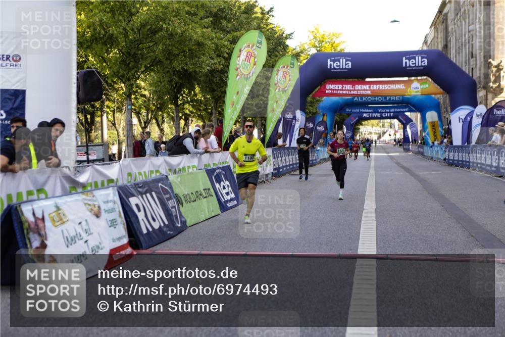 01.09.2024 - BARMER Alsterlauf Kathrin Stürmer Photography http://msf.ph/oto/6974493 01.09.2024 11:39:42 Ziel 1090, 1102, 1121, 1179, 1195 meine-sportfotos.de