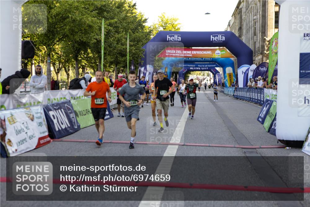 01.09.2024 - BARMER Alsterlauf Kathrin Stürmer Photography http://msf.ph/oto/6974659 01.09.2024 11:41:46 Ziel 8339, 1014, 1034, 1035, 1079, 1117, 1123, 1159, 1194, 1208, 1231, 8124, 8184, 8185, 8341 meine-sportfotos.de
