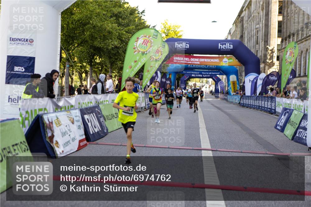 01.09.2024 - BARMER Alsterlauf Kathrin Stürmer Photography http://msf.ph/oto/6974762 01.09.2024 11:43:02 Ziel 1015, 1049, 1146, 1204, 1234, 1236, 1237, 8353 meine-sportfotos.de