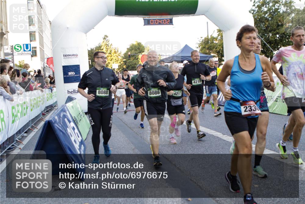 01.09.2024 - BARMER Alsterlauf Kathrin Stürmer Photography http://msf.ph/oto/6976675 01.09.2024 09:13:09 Ziel  meine-sportfotos.de