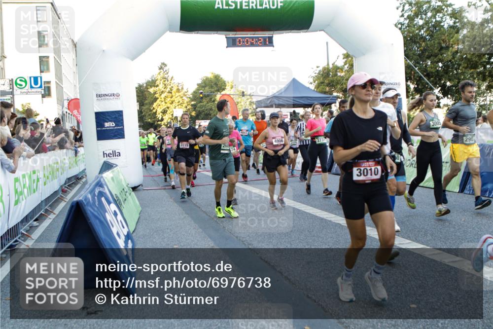 01.09.2024 - BARMER Alsterlauf Kathrin Stürmer Photography http://msf.ph/oto/6976738 01.09.2024 09:13:28 Ziel  meine-sportfotos.de