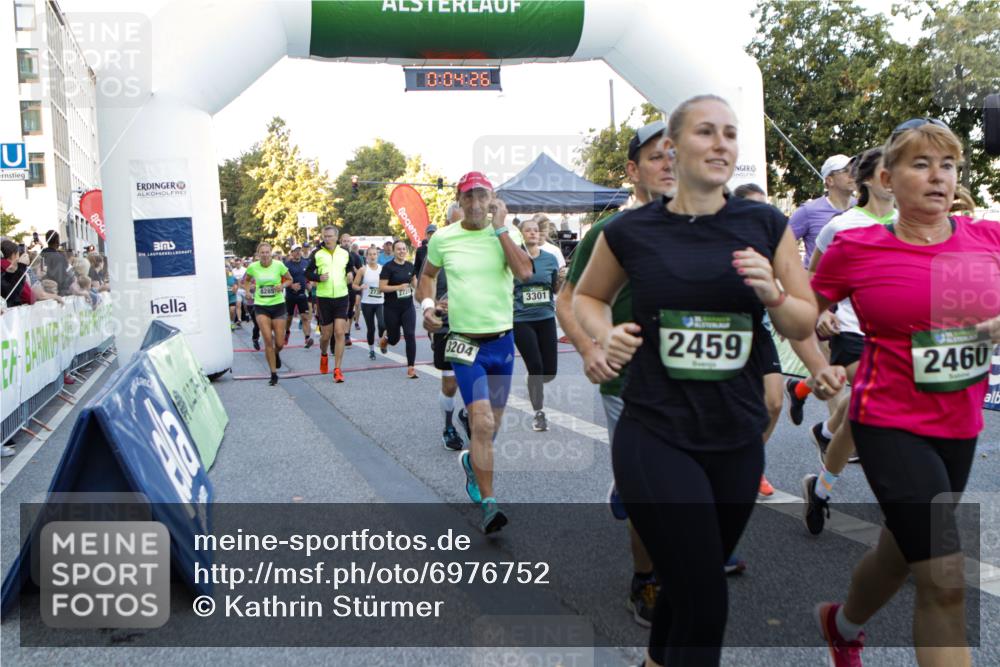 01.09.2024 - BARMER Alsterlauf Kathrin Stürmer Photography http://msf.ph/oto/6976752 01.09.2024 09:13:34 Ziel  meine-sportfotos.de
