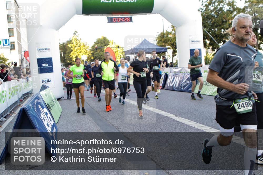 01.09.2024 - BARMER Alsterlauf Kathrin Stürmer Photography http://msf.ph/oto/6976753 01.09.2024 09:13:35 Ziel  meine-sportfotos.de
