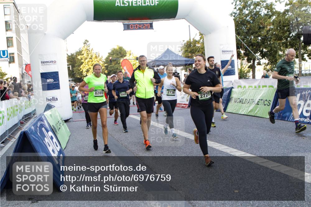 01.09.2024 - BARMER Alsterlauf Kathrin Stürmer Photography http://msf.ph/oto/6976759 01.09.2024 09:13:36 Ziel  meine-sportfotos.de