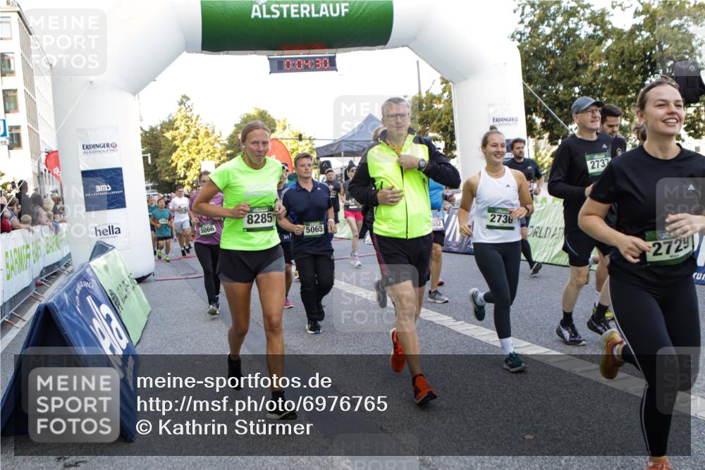 01.09.2024 - BARMER Alsterlauf Kathrin Stürmer Photography http://msf.ph/oto/6976765 01.09.2024 09:13:37 Ziel  meine-sportfotos.de