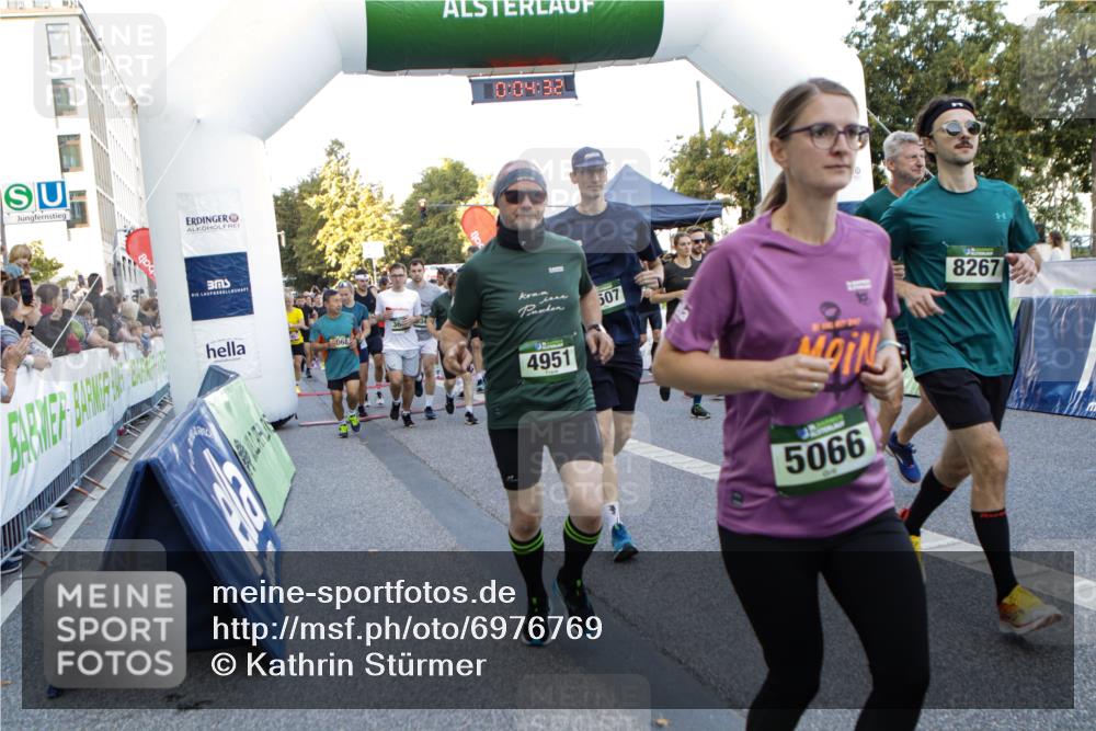 01.09.2024 - BARMER Alsterlauf Kathrin Stürmer Photography http://msf.ph/oto/6976769 01.09.2024 09:13:39 Ziel  meine-sportfotos.de