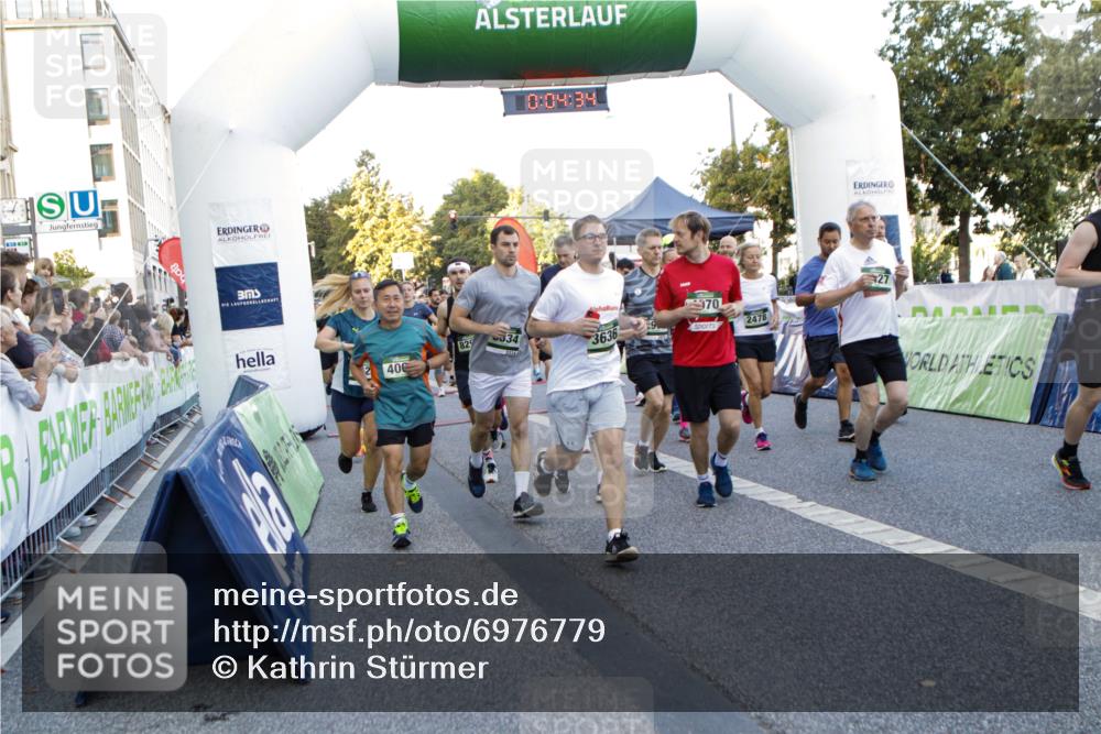 01.09.2024 - BARMER Alsterlauf Kathrin Stürmer Photography http://msf.ph/oto/6976779 01.09.2024 09:13:41 Ziel  meine-sportfotos.de