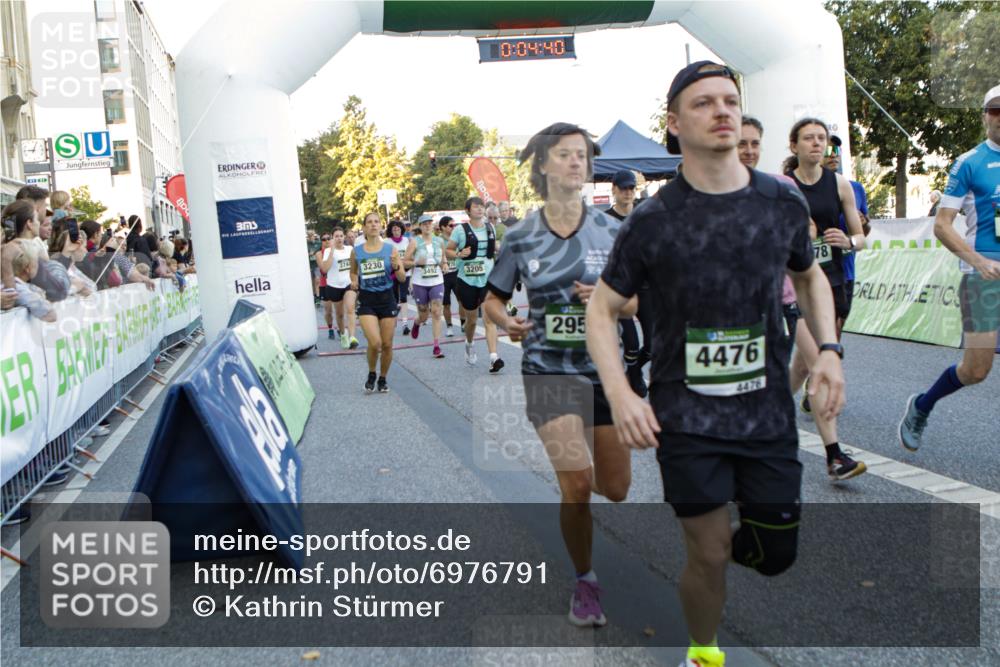 01.09.2024 - BARMER Alsterlauf Kathrin Stürmer Photography http://msf.ph/oto/6976791 01.09.2024 09:13:47 Ziel  meine-sportfotos.de