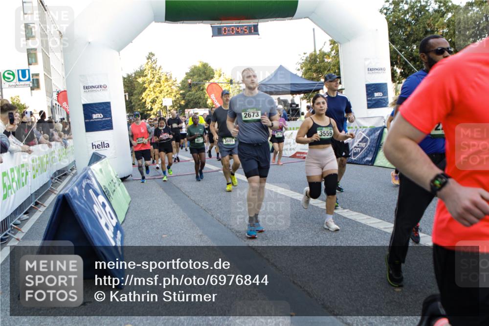 01.09.2024 - BARMER Alsterlauf Kathrin Stürmer Photography http://msf.ph/oto/6976844 01.09.2024 09:13:58 Ziel  meine-sportfotos.de