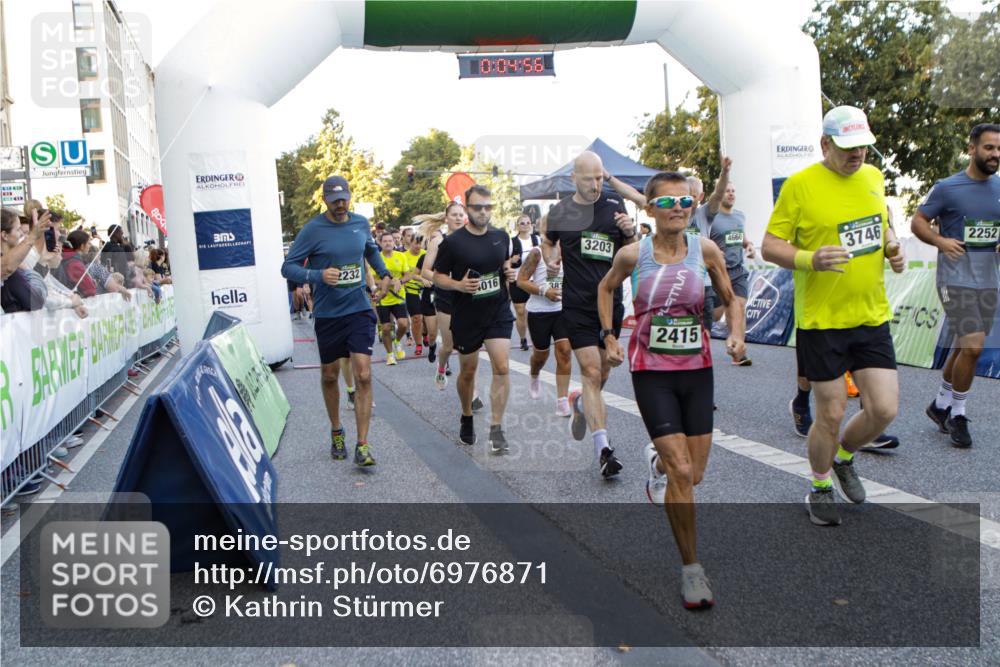 01.09.2024 - BARMER Alsterlauf Kathrin Stürmer Photography http://msf.ph/oto/6976871 01.09.2024 09:14:03 Ziel  meine-sportfotos.de