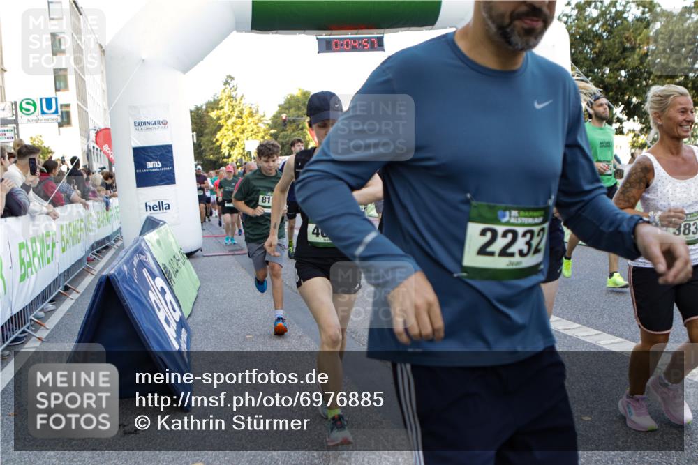 01.09.2024 - BARMER Alsterlauf Kathrin Stürmer Photography http://msf.ph/oto/6976885 01.09.2024 09:14:05 Ziel  meine-sportfotos.de