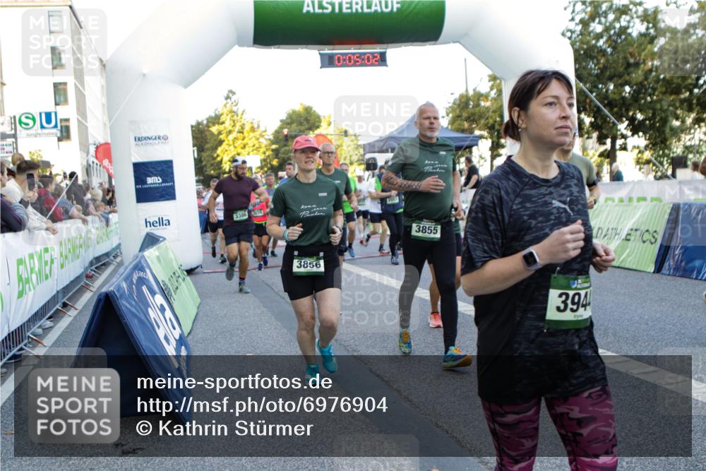 01.09.2024 - BARMER Alsterlauf Kathrin Stürmer Photography http://msf.ph/oto/6976904 01.09.2024 09:14:09 Ziel  meine-sportfotos.de