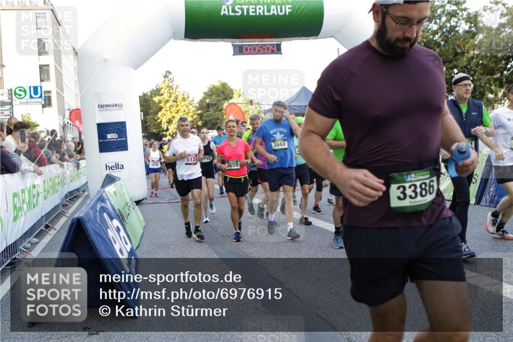 01.09.2024 - BARMER Alsterlauf Kathrin Stürmer Photography http://msf.ph/oto/6976915 01.09.2024 09:14:12 Ziel  meine-sportfotos.de
