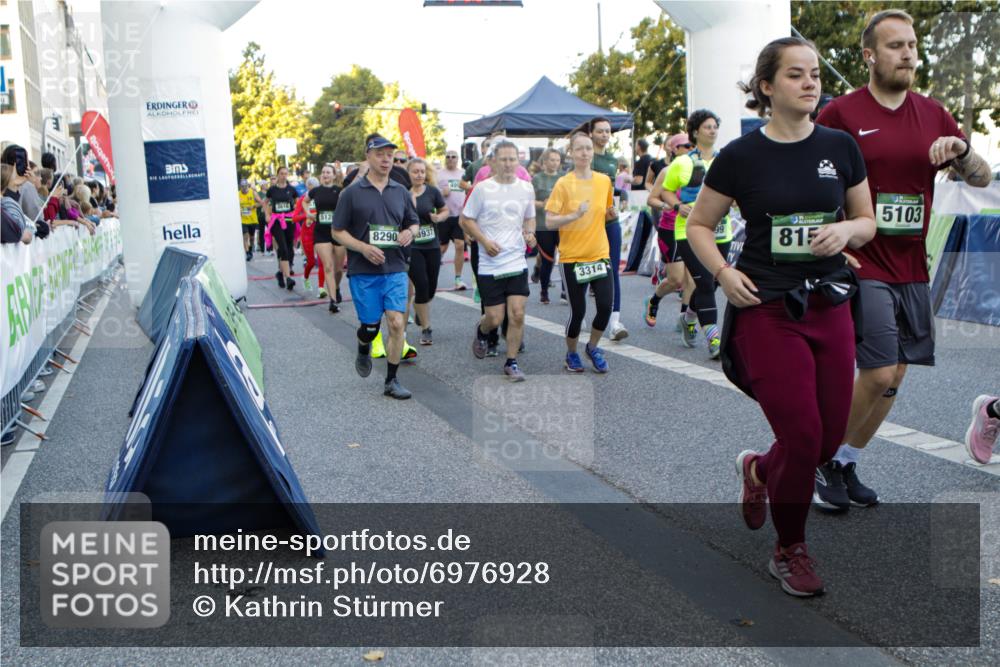 01.09.2024 - BARMER Alsterlauf Kathrin Stürmer Photography http://msf.ph/oto/6976928 01.09.2024 09:08:42 Ziel  meine-sportfotos.de