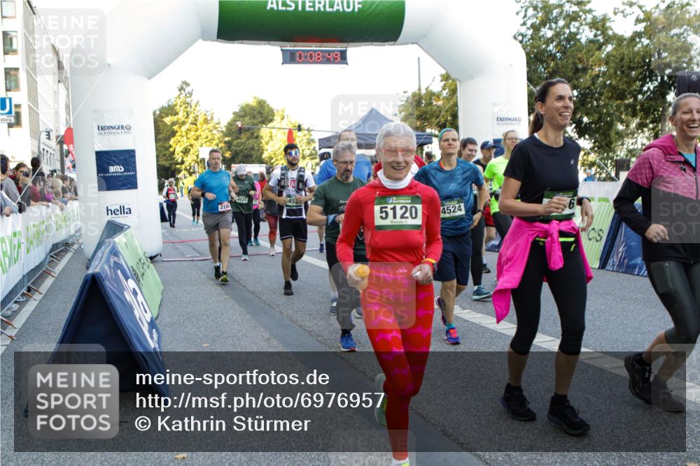 01.09.2024 - BARMER Alsterlauf Kathrin Stürmer Photography http://msf.ph/oto/6976957 01.09.2024 09:08:48 Ziel  meine-sportfotos.de