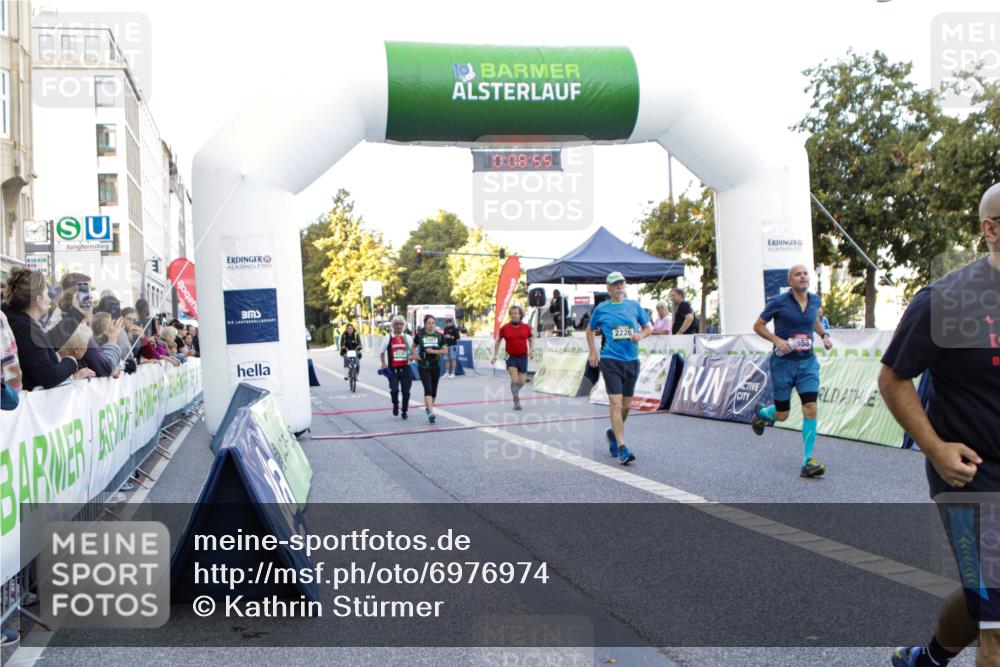 01.09.2024 - BARMER Alsterlauf Kathrin Stürmer Photography http://msf.ph/oto/6976974 01.09.2024 09:08:54 Ziel  meine-sportfotos.de