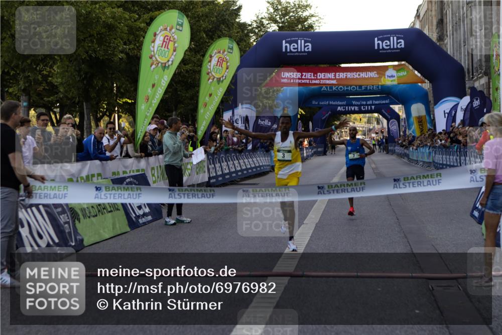01.09.2024 - BARMER Alsterlauf Kathrin Stürmer Photography http://msf.ph/oto/6976982 01.09.2024 09:28:54 Ziel 3, 7 meine-sportfotos.de