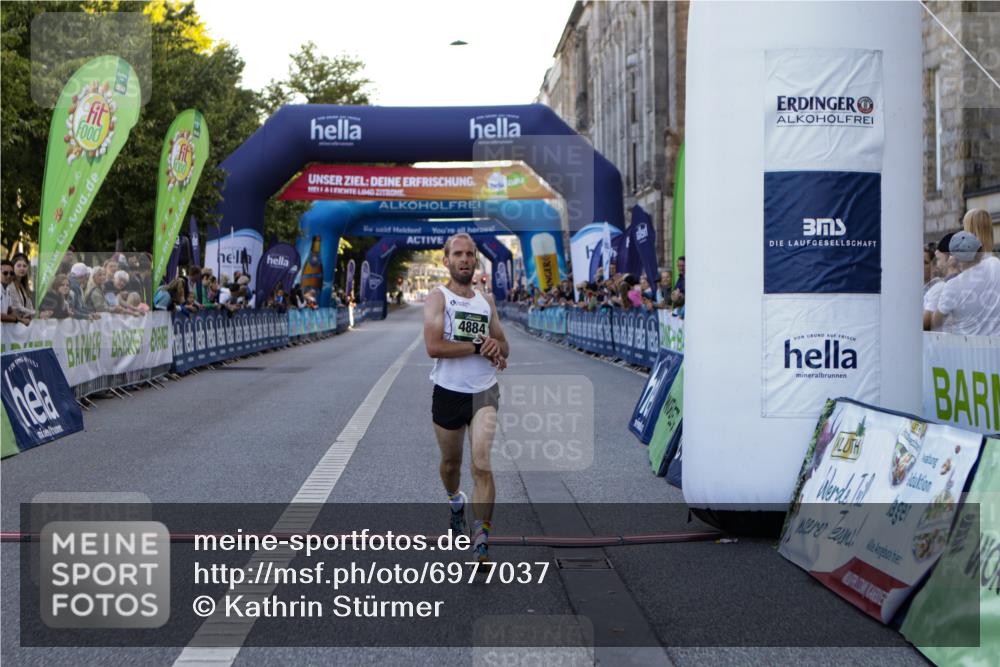 01.09.2024 - BARMER Alsterlauf Kathrin Stürmer Photography http://msf.ph/oto/6977037 01.09.2024 09:32:51 Ziel 9, 4884 meine-sportfotos.de