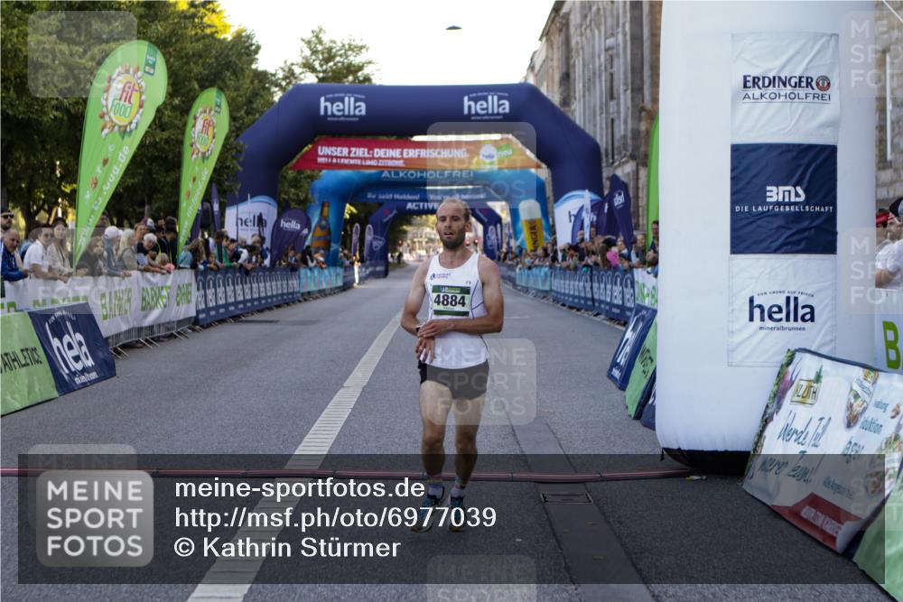 01.09.2024 - BARMER Alsterlauf Kathrin Stürmer Photography http://msf.ph/oto/6977039 01.09.2024 09:32:51 Ziel 9, 4884 meine-sportfotos.de