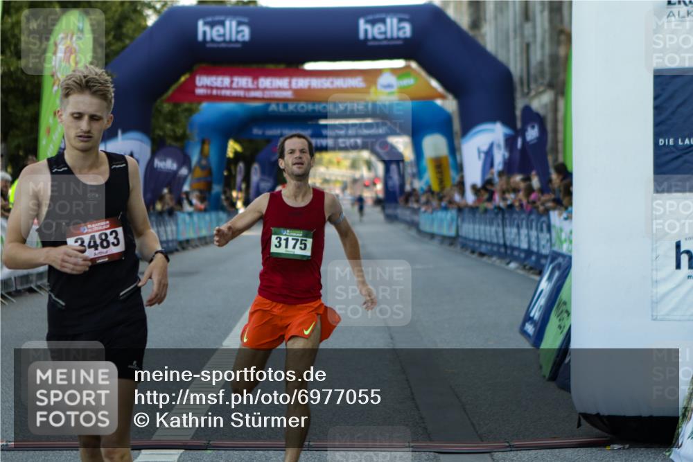01.09.2024 - BARMER Alsterlauf Kathrin Stürmer Photography http://msf.ph/oto/6977055 01.09.2024 09:33:59 Ziel 3175, 3483, 4532, 4974 meine-sportfotos.de