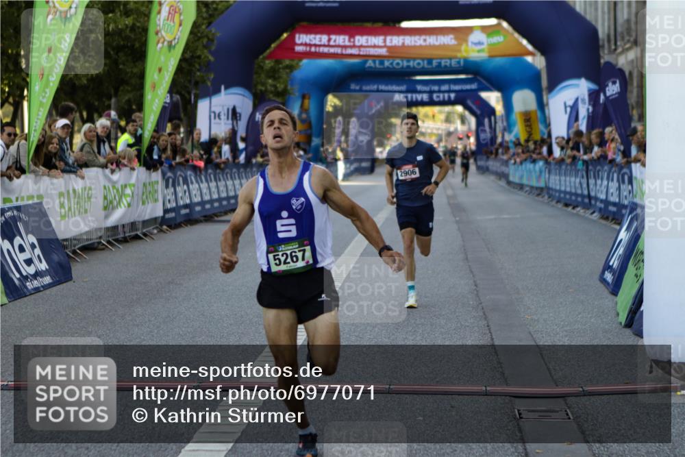 01.09.2024 - BARMER Alsterlauf Kathrin Stürmer Photography http://msf.ph/oto/6977071 01.09.2024 09:36:00 Ziel 2906, 5095, 5267 meine-sportfotos.de