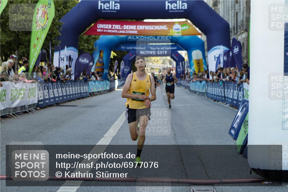 01.09.2024 - BARMER Alsterlauf Kathrin Stürmer Photography http://msf.ph/oto/6977076 01.09.2024 09:36:10 Ziel 2527, 5095, 8023, 8382 meine-sportfotos.de