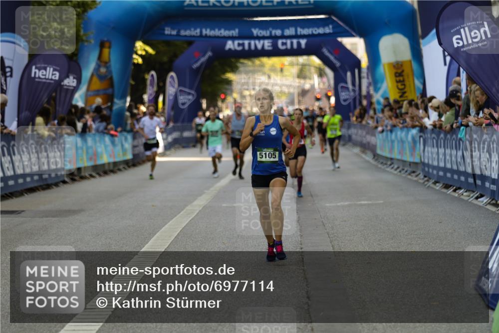 01.09.2024 - BARMER Alsterlauf Kathrin Stürmer Photography http://msf.ph/oto/6977114 01.09.2024 09:38:51 Ziel 3398, 3793, 4034, 4098, 4229, 4525, 5017, 5044, 5105 meine-sportfotos.de