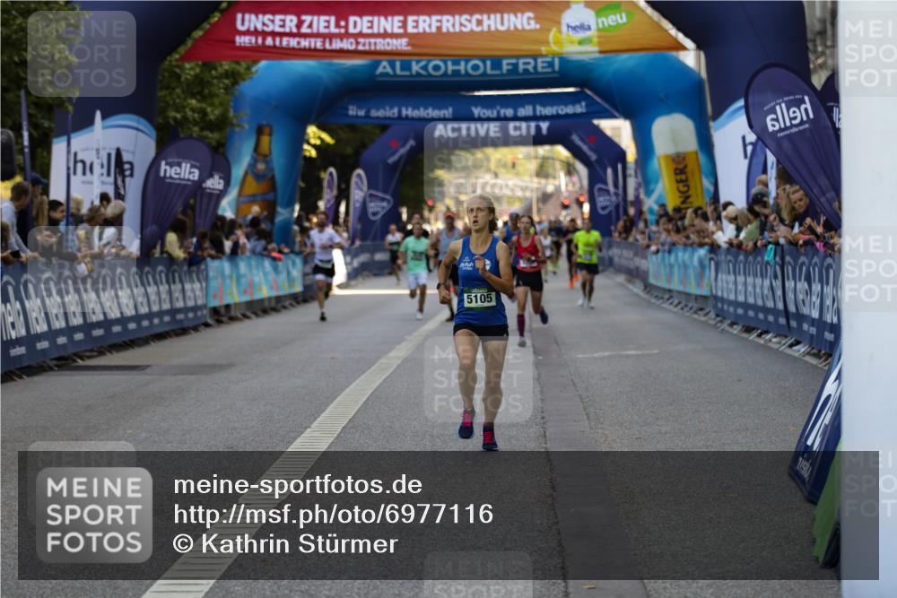 01.09.2024 - BARMER Alsterlauf Kathrin Stürmer Photography http://msf.ph/oto/6977116 01.09.2024 09:38:51 Ziel 3398, 3793, 4034, 4098, 4229, 4525, 5017, 5044, 5105 meine-sportfotos.de