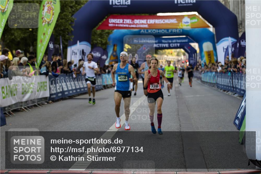 01.09.2024 - BARMER Alsterlauf Kathrin Stürmer Photography http://msf.ph/oto/6977134 01.09.2024 09:38:58 Ziel 3286, 3398, 3585, 3604, 3701, 3793, 4034, 4098, 4229, 4525, 4849, 4955, 5017, 5044, 8360, 8380 meine-sportfotos.de