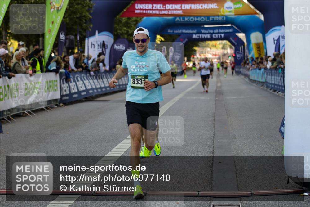 01.09.2024 - BARMER Alsterlauf Kathrin Stürmer Photography http://msf.ph/oto/6977140 01.09.2024 09:39:14 Ziel 2522, 3488, 4420, 4652, 8329, 8331, 8360 meine-sportfotos.de