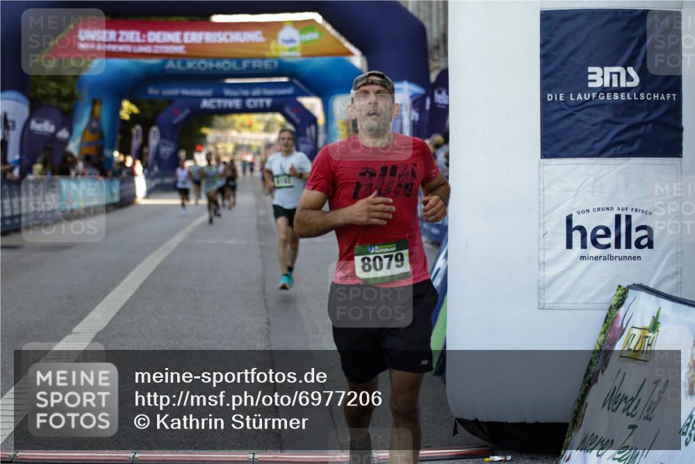 01.09.2024 - BARMER Alsterlauf Kathrin Stürmer Photography http://msf.ph/oto/6977206 01.09.2024 09:39:58 Ziel 3101, 3126, 3935, 4795, 5248, 8079, 8182 meine-sportfotos.de