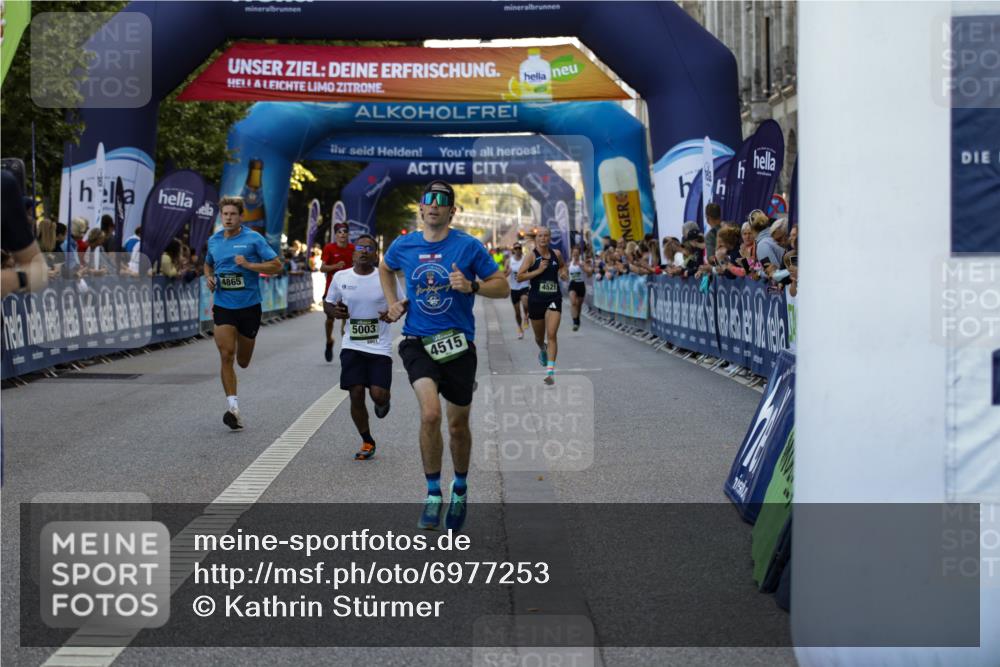 01.09.2024 - BARMER Alsterlauf Kathrin Stürmer Photography http://msf.ph/oto/6977253 01.09.2024 09:40:56 Ziel 3119, 3615, 4515, 4521, 4797, 4805, 4865, 4949, 5003, 5046, 5170, 8292 meine-sportfotos.de