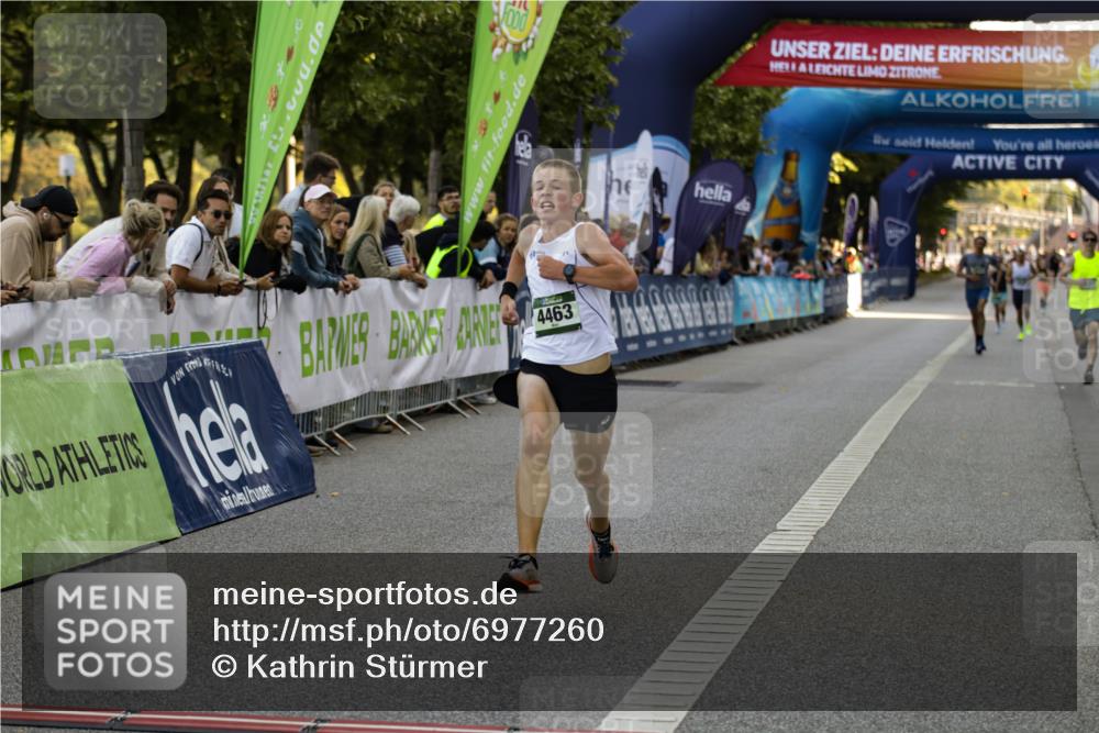 01.09.2024 - BARMER Alsterlauf Kathrin Stürmer Photography http://msf.ph/oto/6977260 01.09.2024 09:41:14 Ziel 2107, 3802, 4463 meine-sportfotos.de