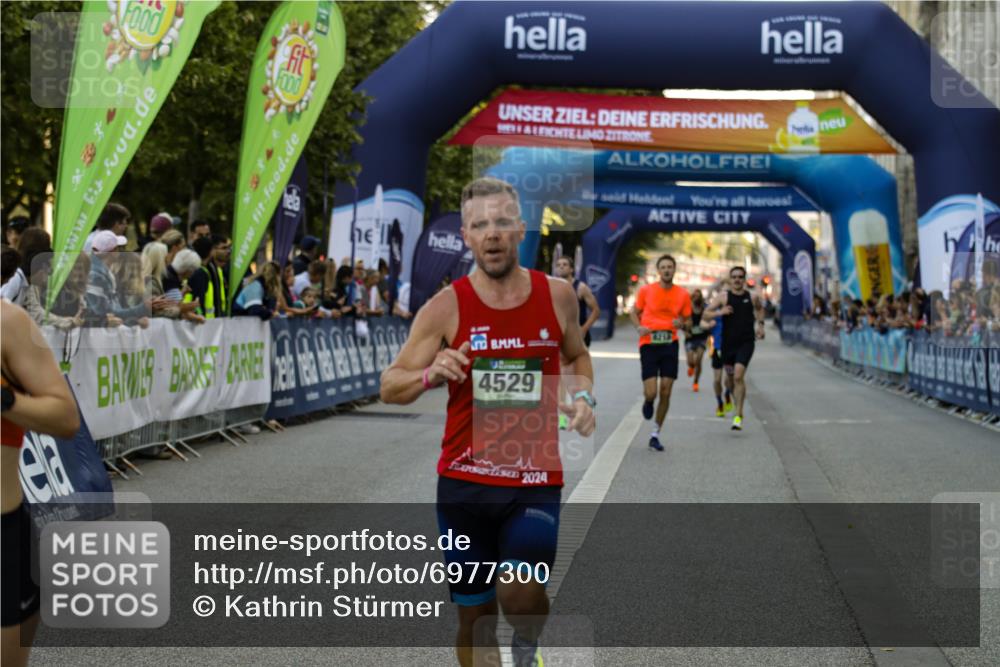 01.09.2024 - BARMER Alsterlauf Kathrin Stürmer Photography http://msf.ph/oto/6977300 01.09.2024 09:41:40 Ziel 2627, 3074, 4529, 5041, 8189, 8213, 8376 meine-sportfotos.de