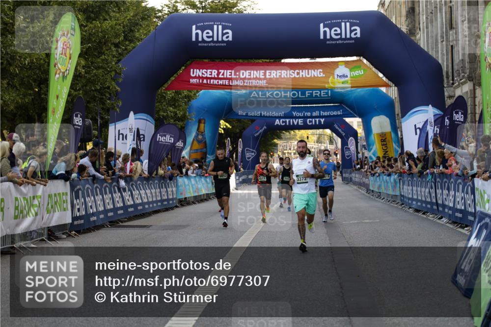 01.09.2024 - BARMER Alsterlauf Kathrin Stürmer Photography http://msf.ph/oto/6977307 01.09.2024 09:41:53 Ziel 2130, 3041, 3372, 4418, 4424, 4511, 4943, 5052, 8030, 8139 meine-sportfotos.de