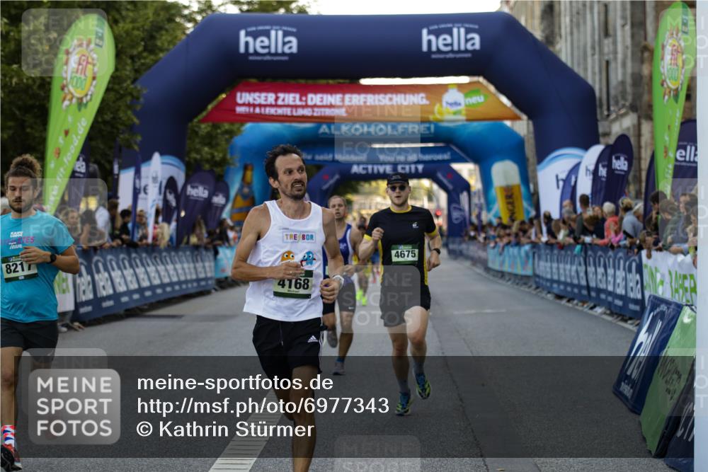 01.09.2024 - BARMER Alsterlauf Kathrin Stürmer Photography http://msf.ph/oto/6977343 01.09.2024 09:42:50 Ziel 2492, 2626, 2951, 3481, 4168, 4450, 4458, 4675, 4834, 5274, 8217 meine-sportfotos.de