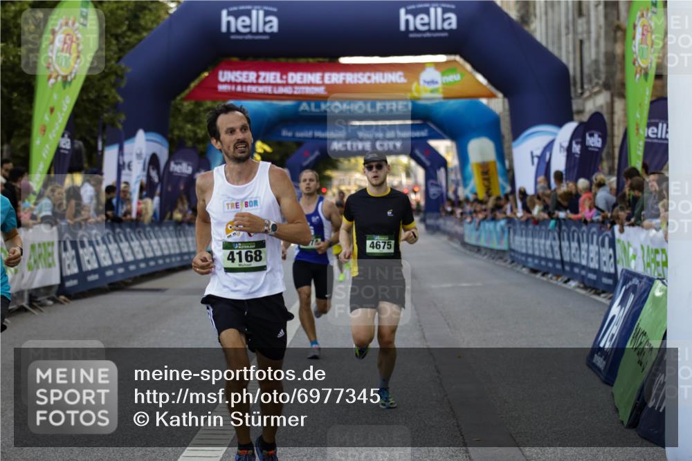 01.09.2024 - BARMER Alsterlauf Kathrin Stürmer Photography http://msf.ph/oto/6977345 01.09.2024 09:42:50 Ziel 2492, 2626, 2951, 3481, 4168, 4450, 4458, 4675, 4834, 5274, 8217 meine-sportfotos.de