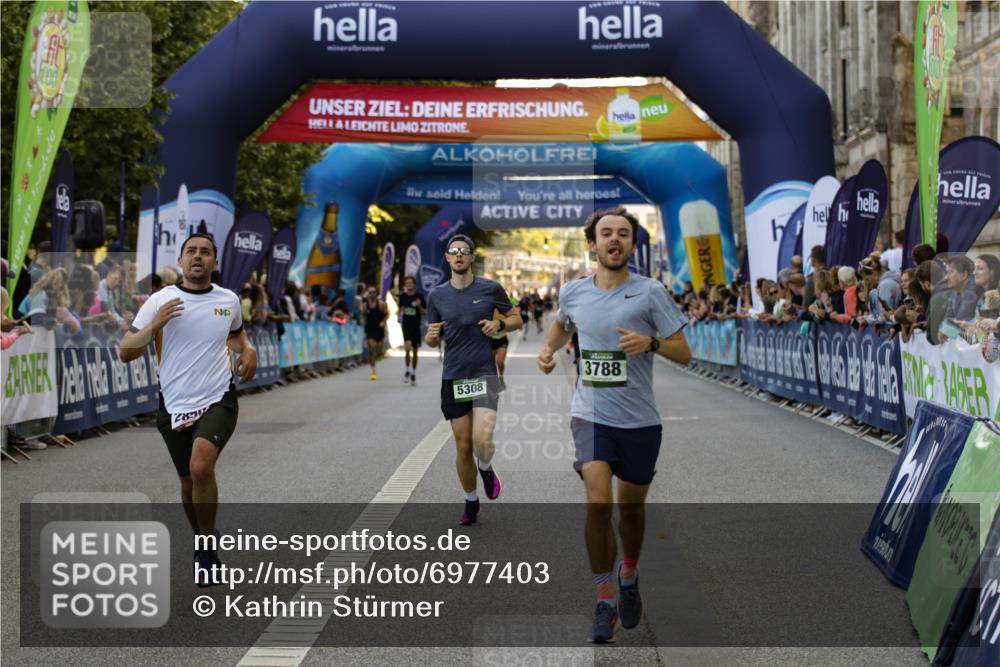 01.09.2024 - BARMER Alsterlauf Kathrin Stürmer Photography http://msf.ph/oto/6977403 01.09.2024 09:43:22 Ziel 1109, 2850, 3788, 4435, 4549, 4600, 4844, 5252, 5308 meine-sportfotos.de