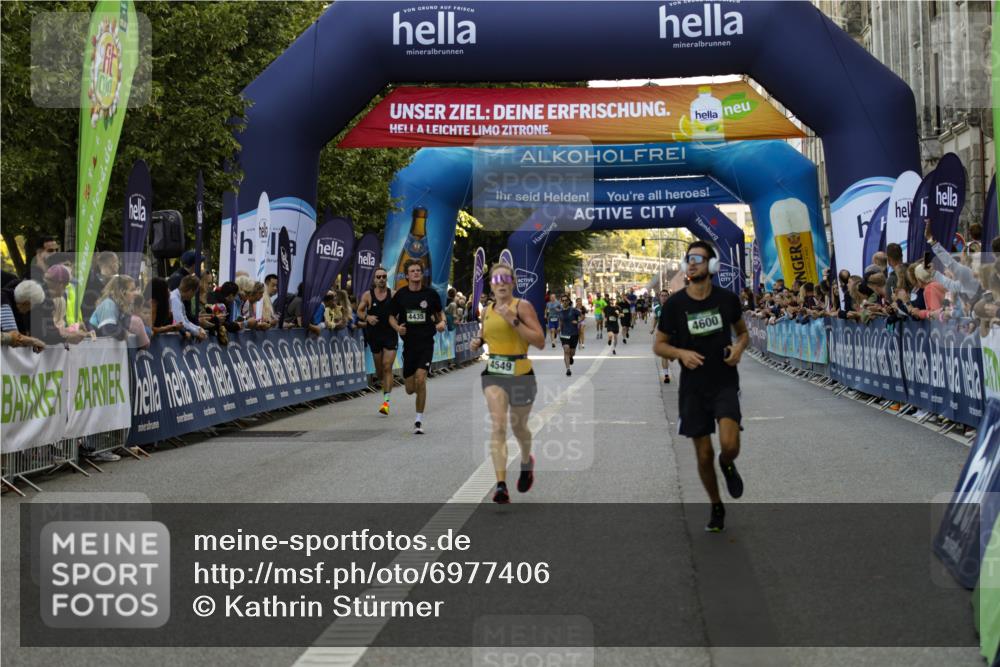 01.09.2024 - BARMER Alsterlauf Kathrin Stürmer Photography http://msf.ph/oto/6977406 01.09.2024 09:43:27 Ziel 3770, 3811, 4435, 4549, 4600, 4621, 4844, 5308 meine-sportfotos.de