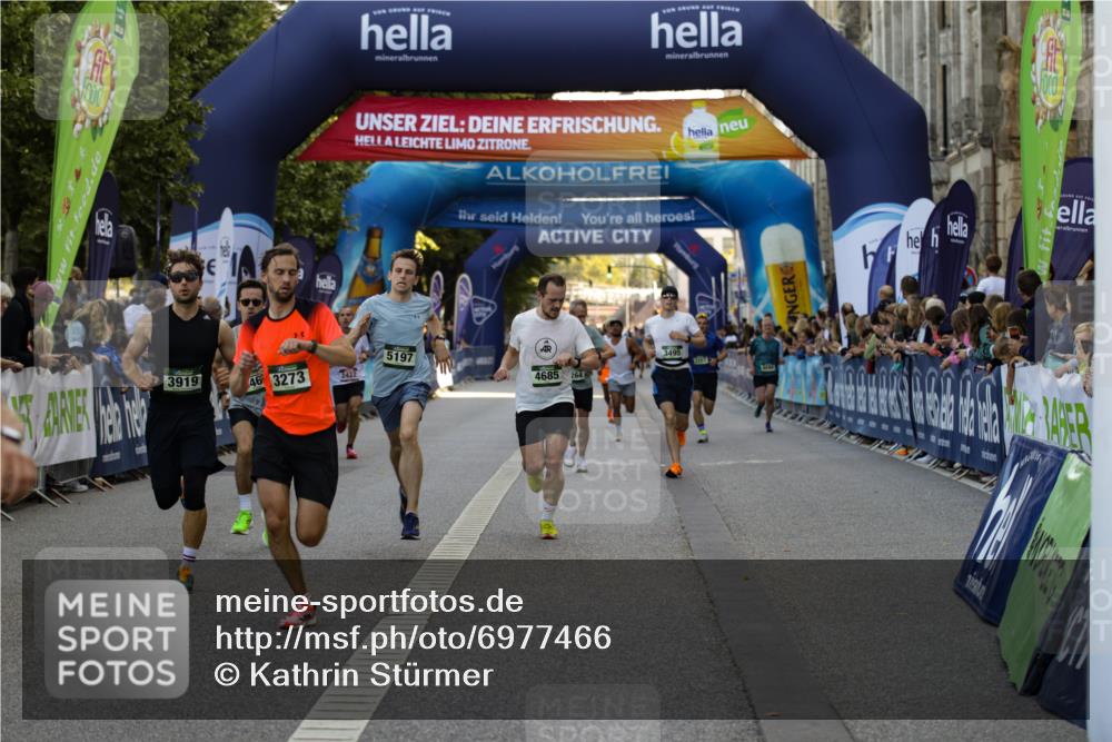 01.09.2024 - BARMER Alsterlauf Kathrin Stürmer Photography http://msf.ph/oto/6977466 01.09.2024 09:44:31 Ziel 2017, 2257, 2422, 2424, 3273, 3466, 3495, 3733, 3919, 4221, 4685, 4987, 5006, 5009, 5197, 8094, 8145, 8264, 8280 meine-sportfotos.de