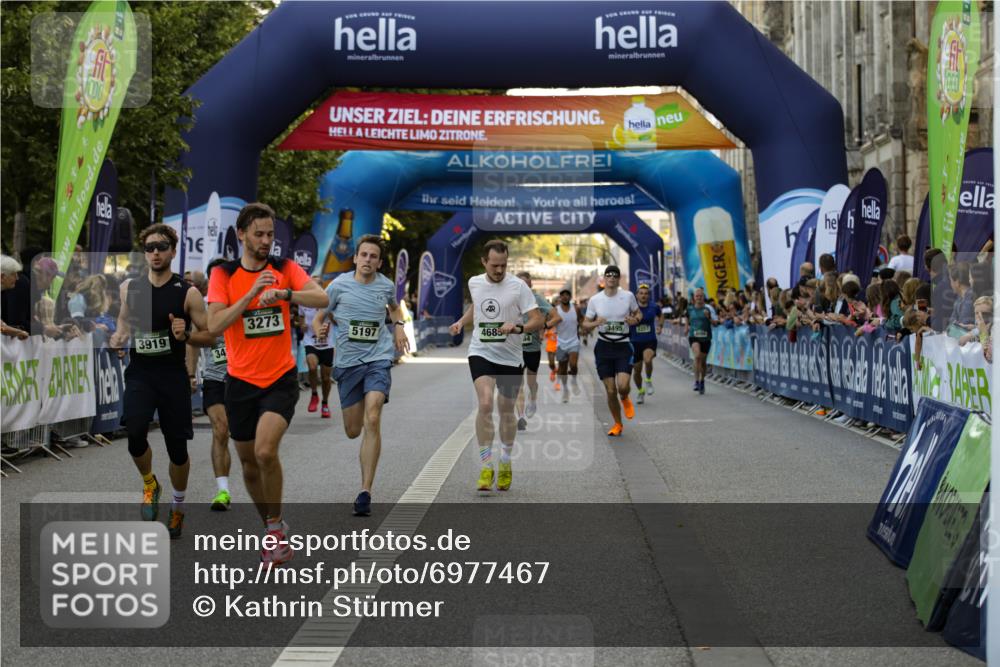 01.09.2024 - BARMER Alsterlauf Kathrin Stürmer Photography http://msf.ph/oto/6977467 01.09.2024 09:44:31 Ziel 2017, 2257, 2422, 2424, 3273, 3466, 3495, 3733, 3919, 4221, 4685, 4987, 5006, 5009, 5197, 8094, 8145, 8264, 8280 meine-sportfotos.de