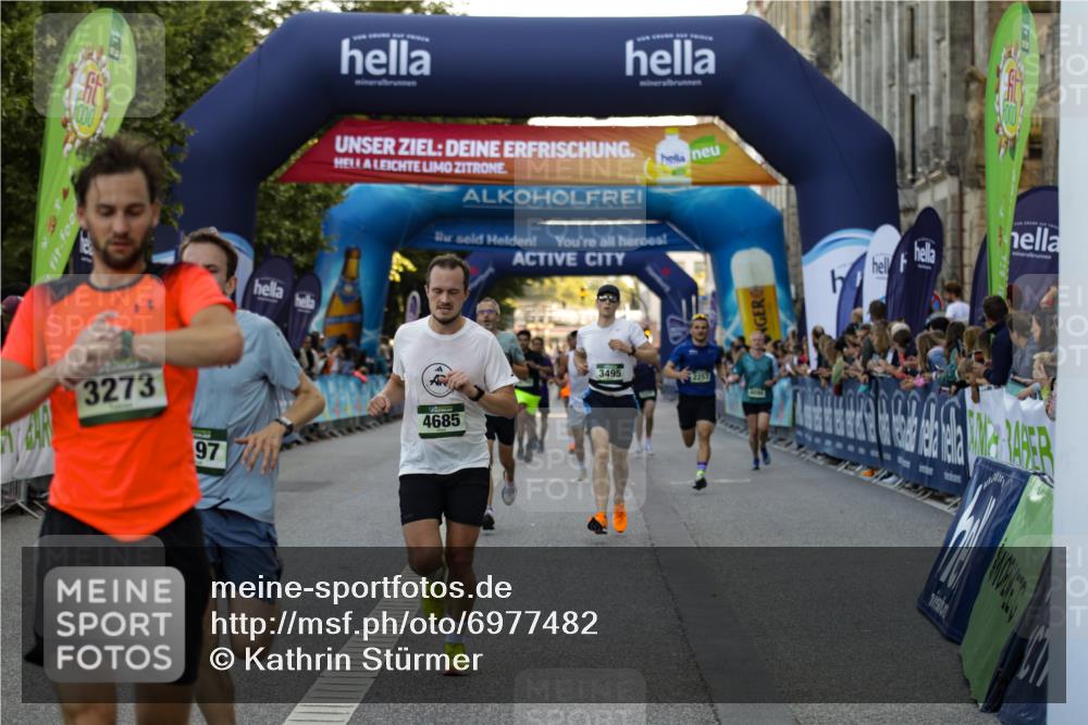 01.09.2024 - BARMER Alsterlauf Kathrin Stürmer Photography http://msf.ph/oto/6977482 01.09.2024 09:44:33 Ziel 2017, 2257, 2422, 3273, 3466, 3495, 3919, 4221, 4685, 4987, 5006, 5009, 5197, 8094, 8145, 8264, 8280 meine-sportfotos.de