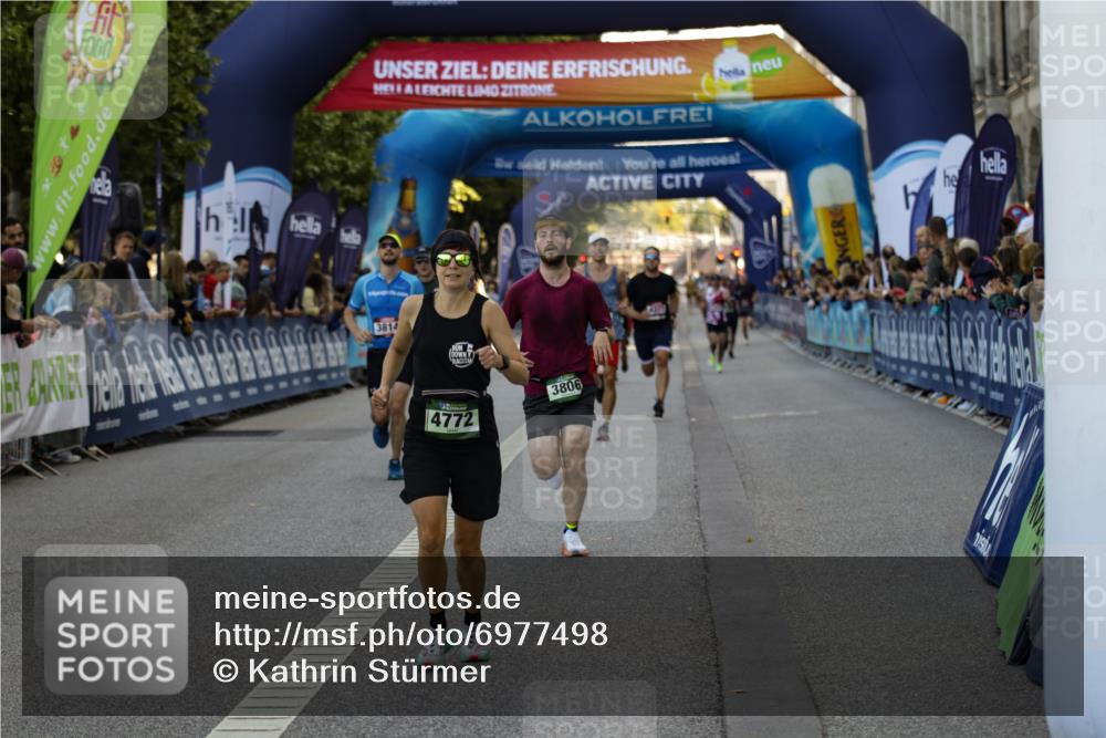 01.09.2024 - BARMER Alsterlauf Kathrin Stürmer Photography http://msf.ph/oto/6977498 01.09.2024 09:44:52 Ziel 2021, 2104, 2407, 3132, 3806, 3814, 3899, 4040, 4377, 4772, 5100 meine-sportfotos.de
