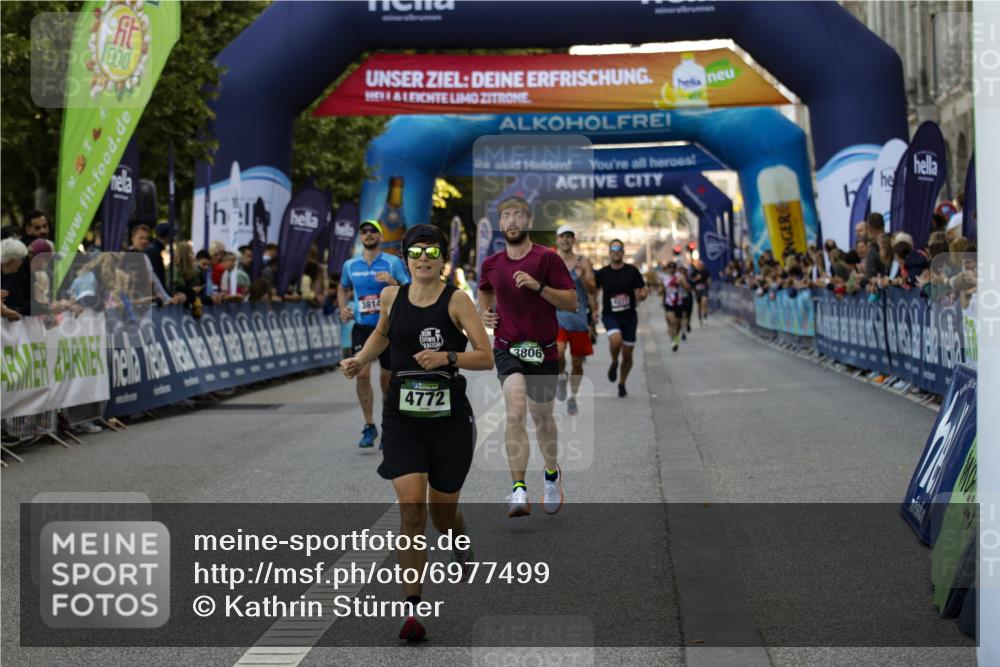 01.09.2024 - BARMER Alsterlauf Kathrin Stürmer Photography http://msf.ph/oto/6977499 01.09.2024 09:44:53 Ziel 2021, 2104, 2407, 3132, 3806, 3814, 4040, 4377, 4772, 5100 meine-sportfotos.de