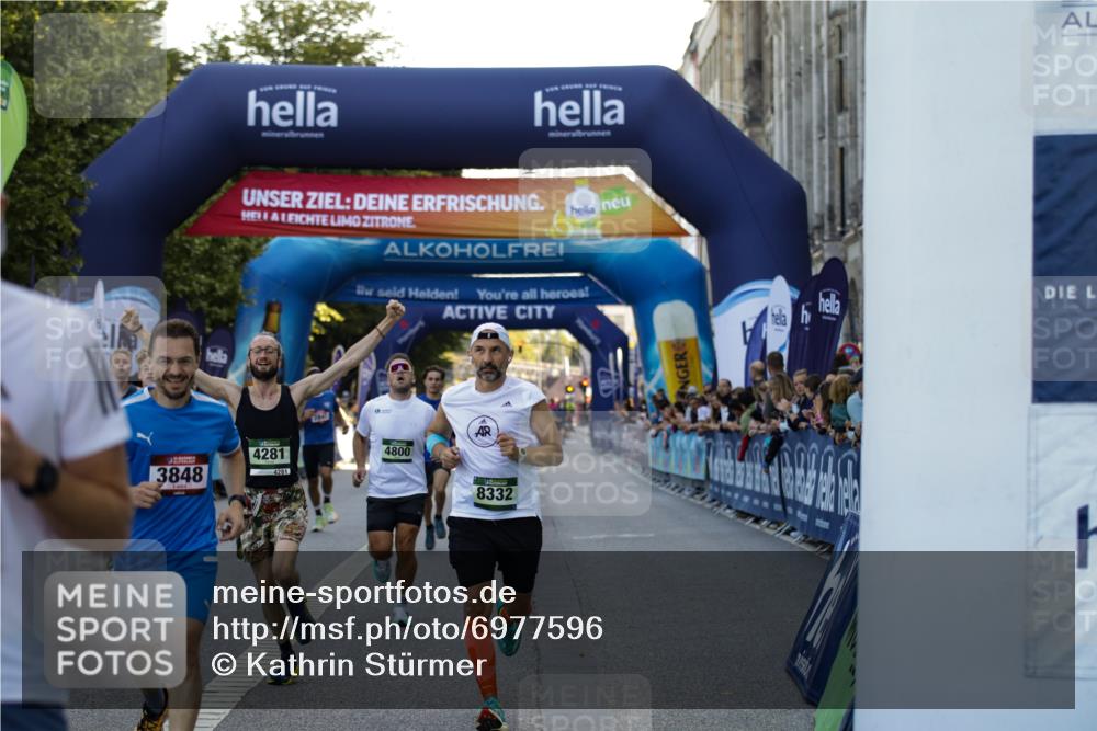 01.09.2024 - BARMER Alsterlauf Kathrin Stürmer Photography http://msf.ph/oto/6977596 01.09.2024 09:46:51 Ziel 2847, 2903, 3244, 3378, 3382, 3848, 4020, 4281, 4569, 4800, 5196, 8162, 8332 meine-sportfotos.de