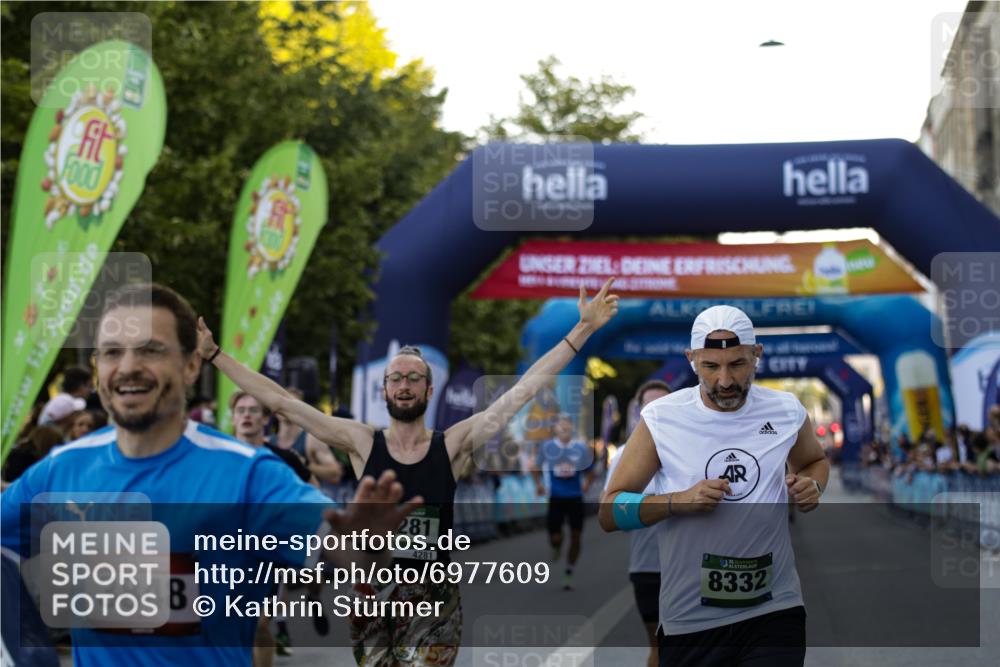 01.09.2024 - BARMER Alsterlauf Kathrin Stürmer Photography http://msf.ph/oto/6977609 01.09.2024 09:46:53 Ziel 2847, 3244, 3378, 3848, 4020, 4281, 4569, 4800, 8332 meine-sportfotos.de