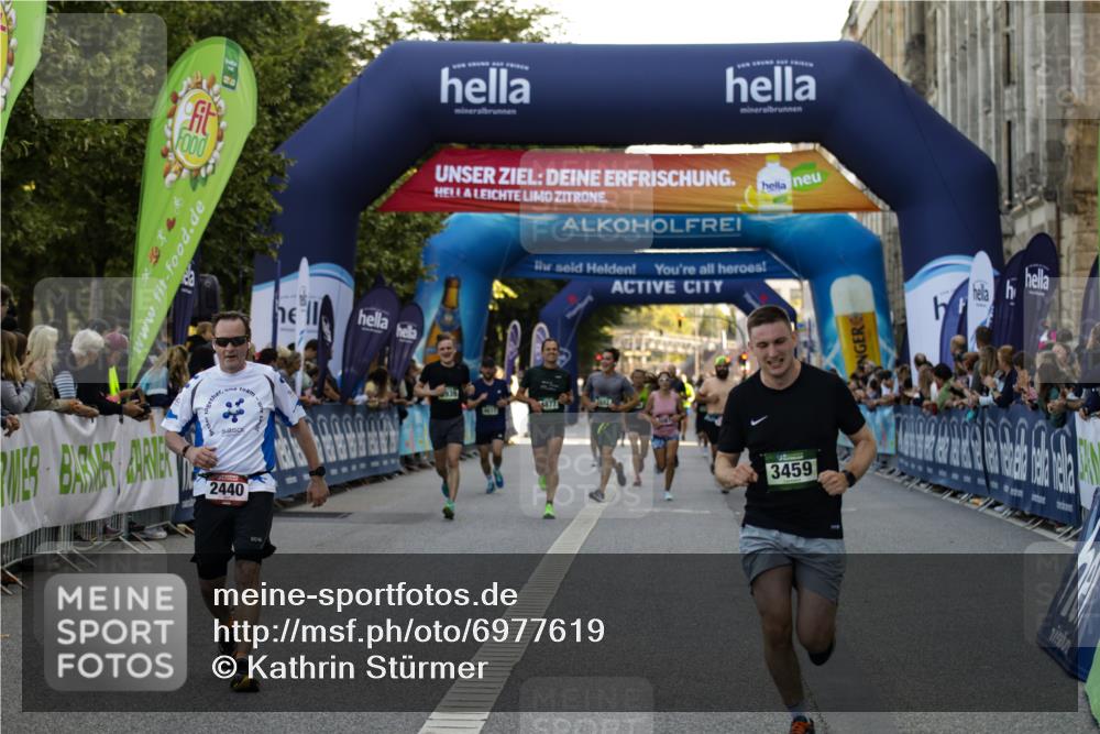 01.09.2024 - BARMER Alsterlauf Kathrin Stürmer Photography http://msf.ph/oto/6977619 01.09.2024 09:47:06 Ziel 2074, 2324, 2440, 2882, 3073, 3087, 3459, 3939, 4201, 4284, 4617, 4877, 5060, 5076 meine-sportfotos.de